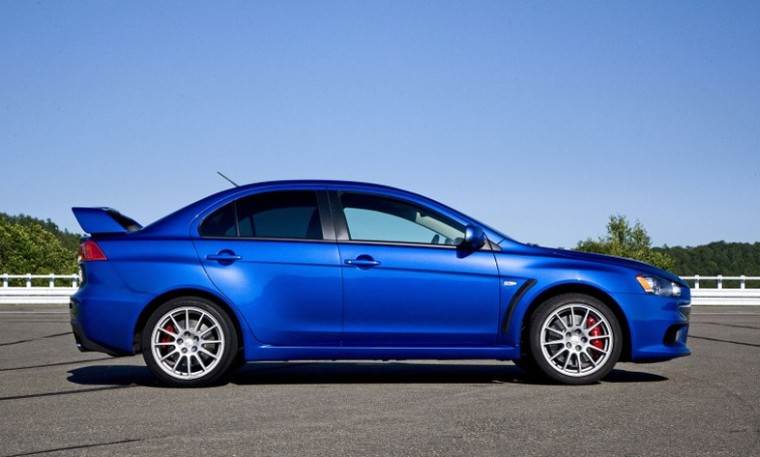 Mitsubishi evo 10/ X sidokjol